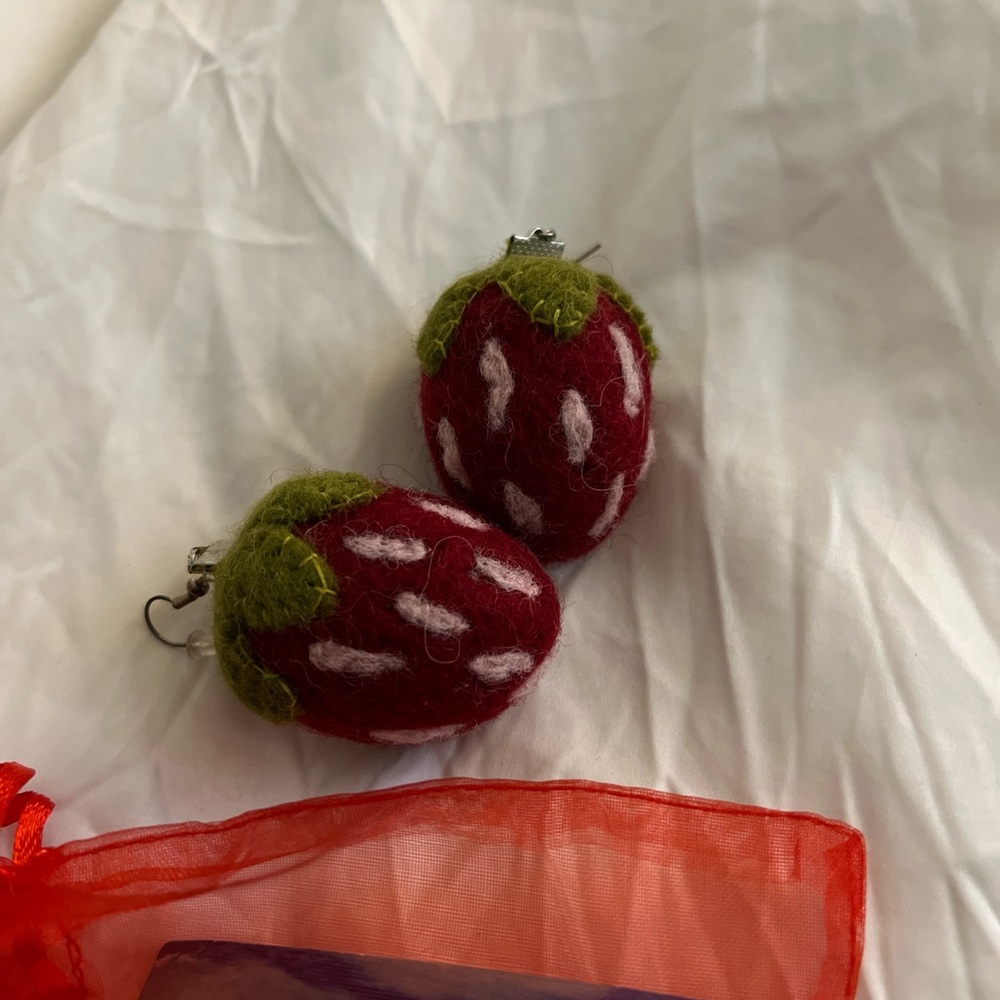 Strawberry Felt Earrings NEW